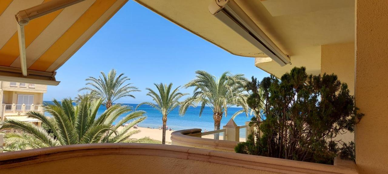 Estupendo Apartamento En Primera Linea De Playa Y Con Vistas Al Mar Dénia Buitenkant foto