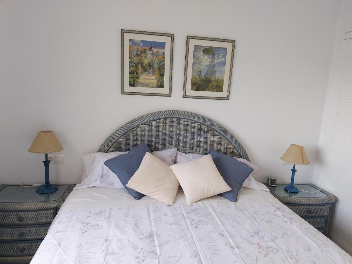 Estupendo Apartamento En Primera Linea De Playa Y Con Vistas Al Mar Dénia Buitenkant foto