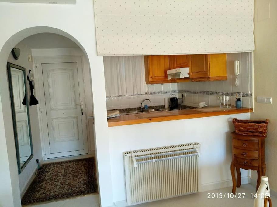 Estupendo Apartamento En Primera Linea De Playa Y Con Vistas Al Mar Dénia Buitenkant foto